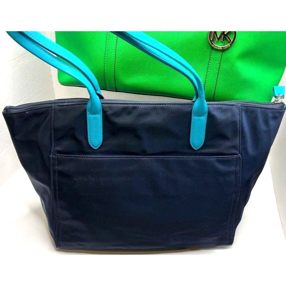 Pair of Michael Kors Green Jet Set Large Tote & Navy Kelsey Tote Bags - Picture 3 of 8